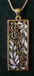Kui-Lee Hanger. (In verguld en zilver)